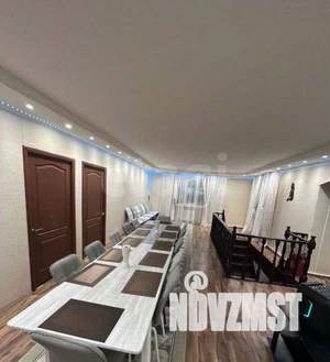 Дом 260м², 2-этажный, на длительный срок, 