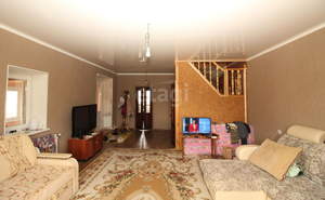 Дом 100м², 3-этажный, на длительный срок, 