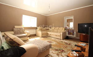 Дом 100м², 3-этажный, на длительный срок, 