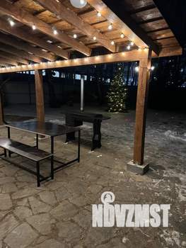 Дом 200м&sup2;, 2-этажный, посуточно, 