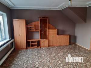 Коттедж 250м&sup2;, 2-этажный, на длительный срок, 