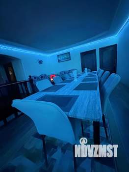 Коттедж 260м&sup2;, 2-этажный, на длительный срок, 