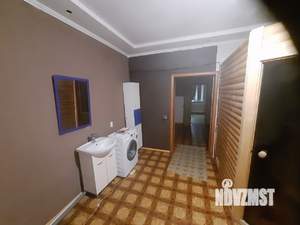 Коттедж 250м&sup2;, 2-этажный, на длительный срок, 