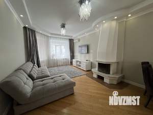 Таунхаус 197м&sup2;, 2-этажный, на длительный срок, 