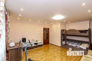 Дом 180м², 3-этажный, на длительный срок, 