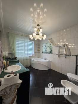 Дом 280м&sup2;, 2-этажный, посуточно, 