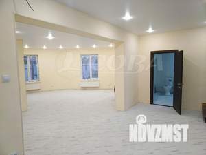 Коттедж 180м², 2-этажный, на длительный срок, 