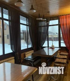 Дом 160м&sup2;, 2-этажный, посуточно, 