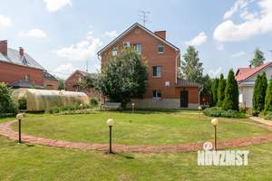 Дом 300м², 3-этажный, посуточно, 