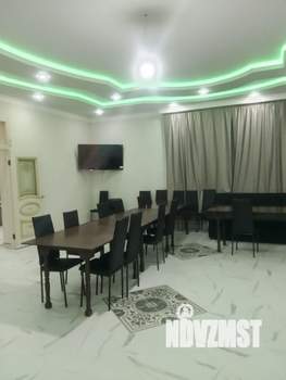 Дом 350м&sup2;, 2-этажный, посуточно, 