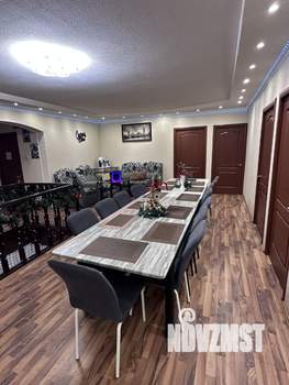 Коттедж 260м&sup2;, 2-этажный, на длительный срок, 