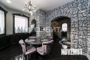 Дом 360м&sup2;, 2-этажный, на длительный срок, 