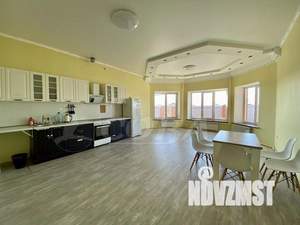 Коттедж 700м&sup2;, 1-этажный, на длительный срок, 