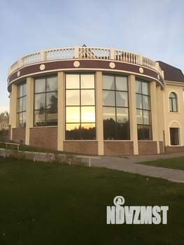 Коттедж 700м&sup2;, 2-этажный, на длительный срок, 