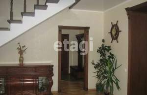 Дом 200м², 2-этажный, на длительный срок, 