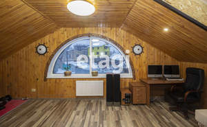 Дом 288м&sup2;, 2-этажный, на длительный срок, 