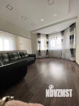 Дом 310м&sup2;, 3-этажный, посуточно, 