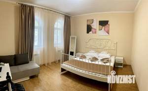 Дом 288м&sup2;, 1-этажный, посуточно, 