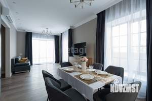 Дом 200м&sup2;, 2-этажный, на длительный срок, 