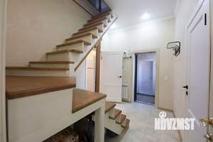 Дом 169м², 2-этажный, на длительный срок, 