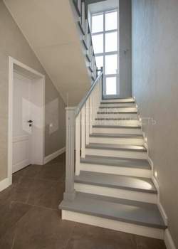 Дом 220м², 2-этажный, на длительный срок, 