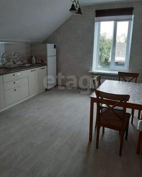 Дом 90м², 2-этажный, на длительный срок, 