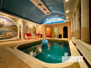 Дом 300м², 2-этажный, посуточно, 