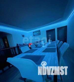 Дом 260м², 2-этажный, на длительный срок, 