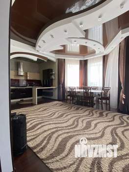 Дом 310м&sup2;, 3-этажный, посуточно, 