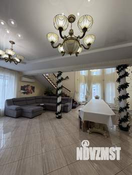 Дом 280м&sup2;, 2-этажный, посуточно, 