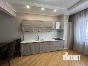 Таунхаус 197м&sup2;, 2-этажный, на длительный срок, 