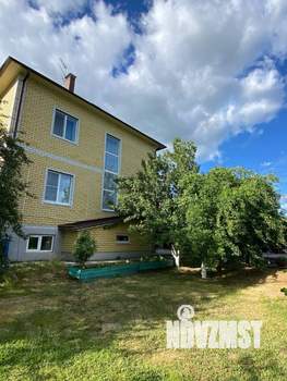 Дом 310м&sup2;, 3-этажный, посуточно, 