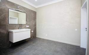 Дом 220м², 2-этажный, на длительный срок, 