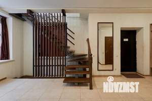 Дом 210м&sup2;, 2-этажный, посуточно, 