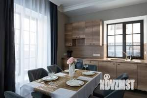 Дом 200м&sup2;, 2-этажный, посуточно, 