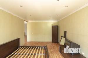 Коттедж 270м&sup2;, 2-этажный, на длительный срок, 