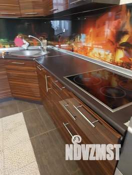 Дом 200м&sup2;, 2-этажный, посуточно, 