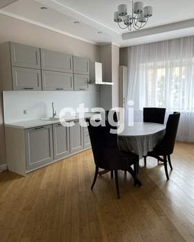 Дом 197м&sup2;, 2-этажный, на длительный срок, 