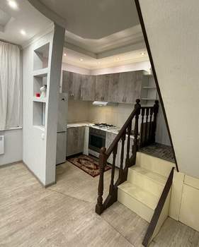 Дом 100м², 2-этажный, на длительный срок, 