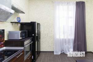 Дом 200м&sup2;, 2-этажный, на длительный срок, 