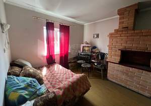 Дом 60м², 2-этажный, на длительный срок, 