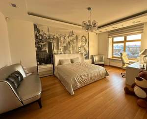 Дом 1056м&sup2;, 3-этажный, на длительный срок, 