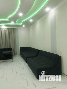 Дом 350м&sup2;, 2-этажный, посуточно, 