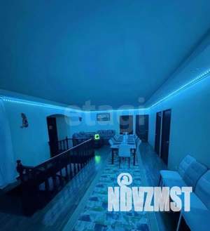 Дом 260м², 2-этажный, на длительный срок, 