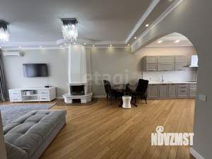 Таунхаус 197м&sup2;, 2-этажный, на длительный срок, 