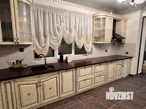 Дом 200м², 2-этажный, посуточно, 
