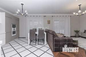 Дом 212м&sup2;, 2-этажный, на длительный срок, 