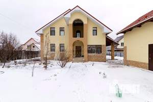 Коттедж 240м², 2-этажный, участок 10 сот.  