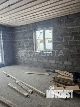Дом 100м², 2-этажный, участок 6 сот.  