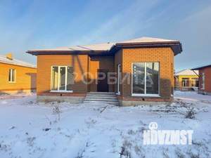 Дом 100м&sup2;, 2-этажный, участок 6 сот.  